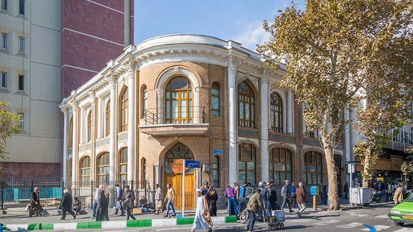 بازدید سرزده دکتر کولیوند از موزه صنعتی